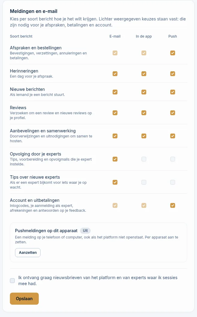 De kaart Meldingen en e-mail met per soort bericht de kolommen E-mail, In de app en Push
