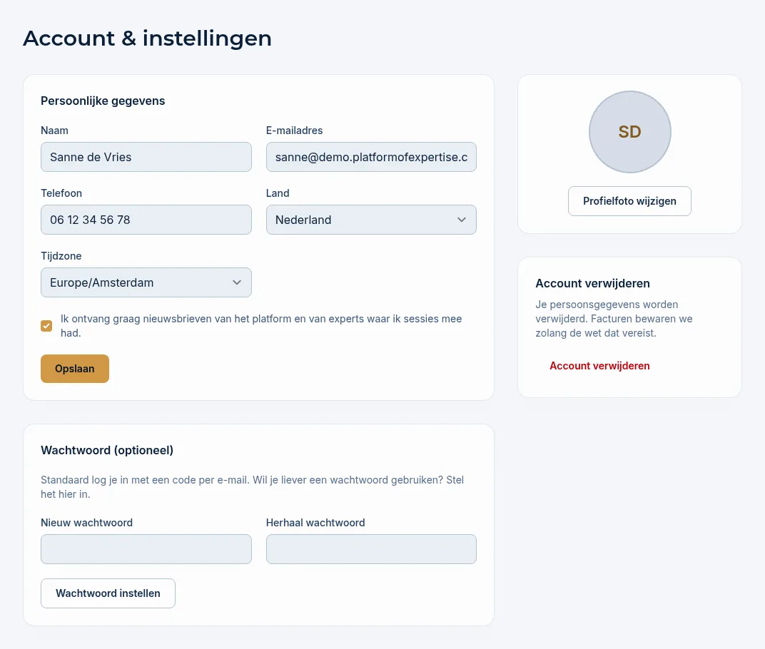 De pagina Account & instellingen met Persoonlijke gegevens, Wachtwoord (optioneel), de profielfoto en Account verwijderen